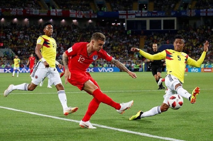 Tiền vệ cánh là gì - Khám Phá Vị Trí Quan Trọng Trong Bóng Đá Tìm hiểu tiền vệ cánh đa năng là gì